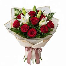 Букет цветов из:  Лилии и Розы в Юрюзани