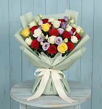 Букет цветов из:  Розы в Юрюзани