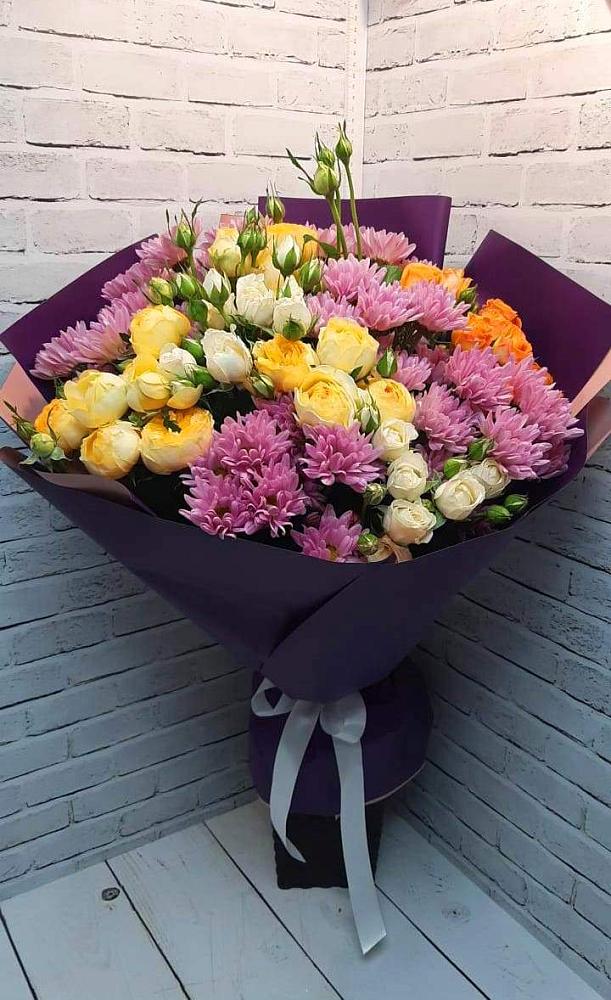 Букет цветов из: Хризантемы и Розы в Юрюзани
