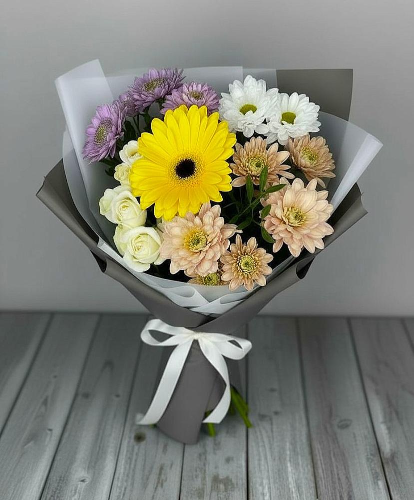 Букет цветов из: Розы, Герберы и Хризантемы в Юрюзани