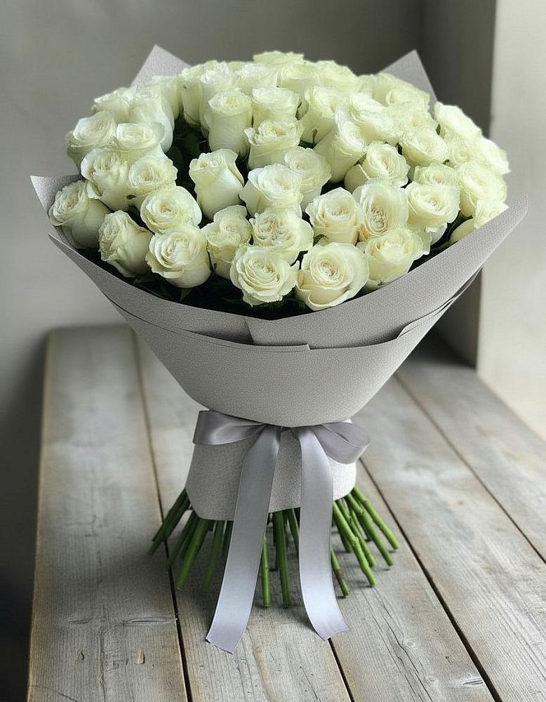Букет 35 Белых роз в Юрюзани