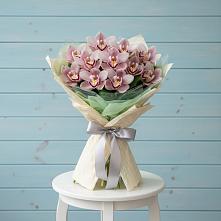 Букет цветов из:  Орхидеи и Розы в Юрюзани