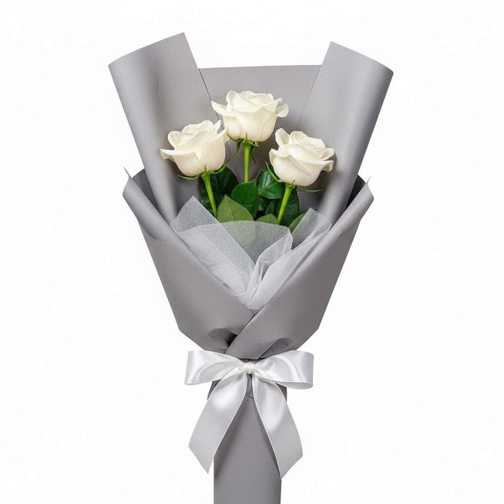 Букет 3 белые розы в Юрюзани