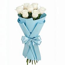 Букет 7 белых роз Проуд в Юрюзани