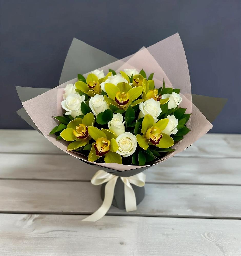 Букет цветов из: Орхидеи и Розы в Юрюзани