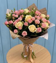 Букет цветов из:  Розы в Юрюзани