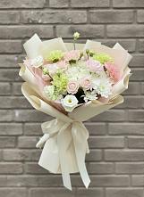Букет цветов из:  Гвоздики, Розы, Лизиантусы и Хризантемы #REPLACE_PRED# Юрюзани