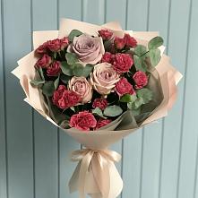 Букет цветов из:  Гвоздики и Розы в Юрюзани